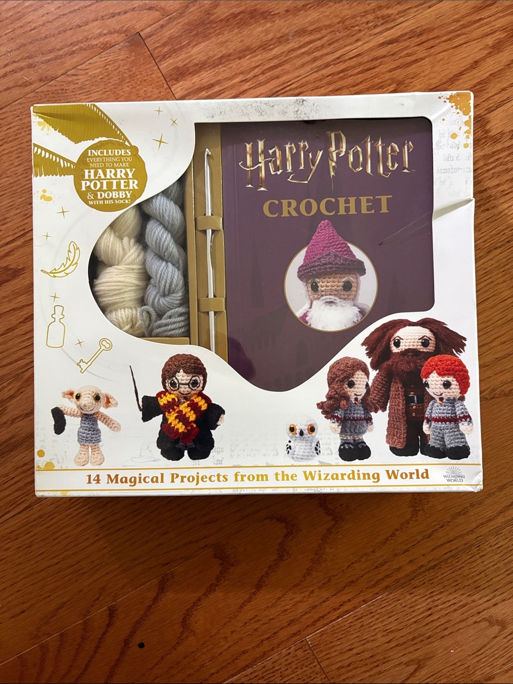 Warner Bros. Harry Potter Crochet Kit - Maroon, Gold, Cream, Gray